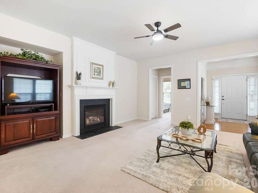 9220 Elrose Place, Charlotte, NC 28277.  MLS# CAR4355766, YatesRealty ID 21973. 