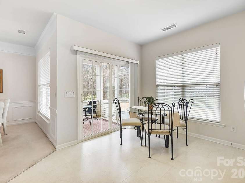 9220 Elrose Place, Charlotte, NC 28277.  MLS# CAR4355766, YatesRealty ID 21973. 