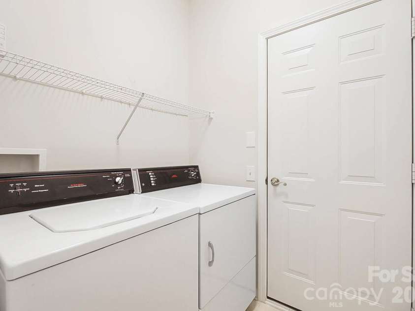 9220 Elrose Place, Charlotte, NC 28277.  MLS# CAR4355766, YatesRealty ID 21973. 