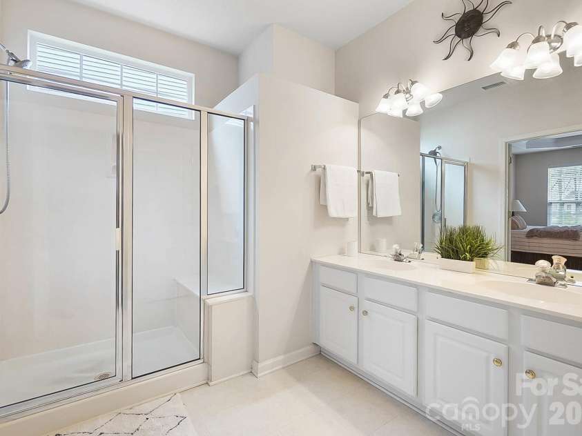 9220 Elrose Place, Charlotte, NC 28277.  MLS# CAR4355766, YatesRealty ID 21973. 