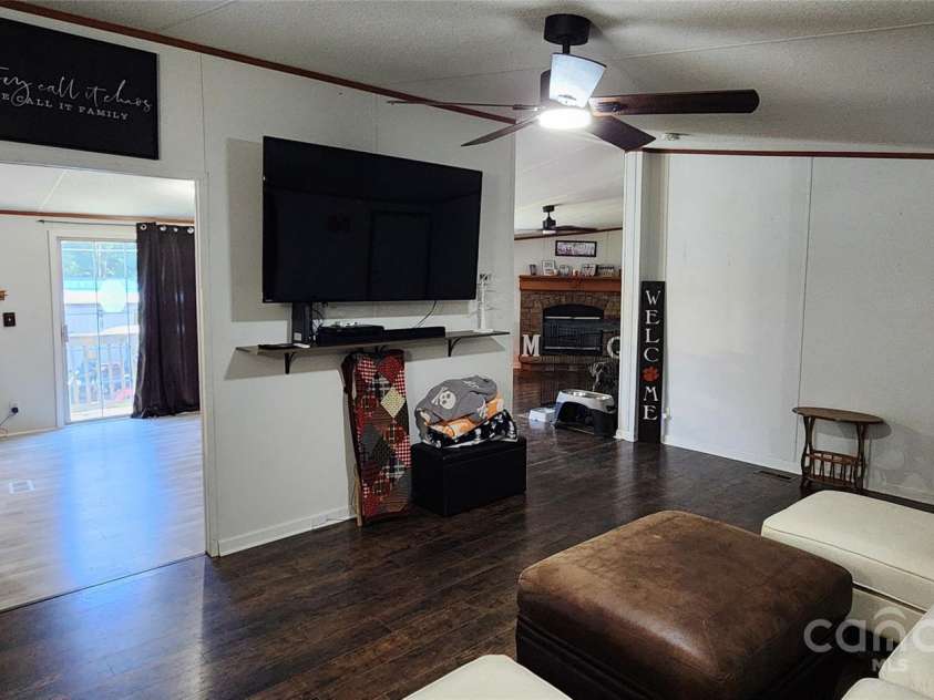 4688 Taxahaw Road, Lancaster, SC 29720.  MLS# CAR4273135, YatesRealty ID 21974. 