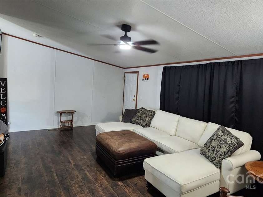 4688 Taxahaw Road, Lancaster, SC 29720.  MLS# CAR4273135, YatesRealty ID 21974. 