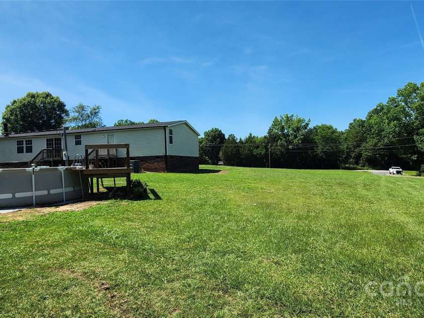 4688 Taxahaw Road, Lancaster, SC 29720.  MLS# CAR4273135, YatesRealty ID 21974. 