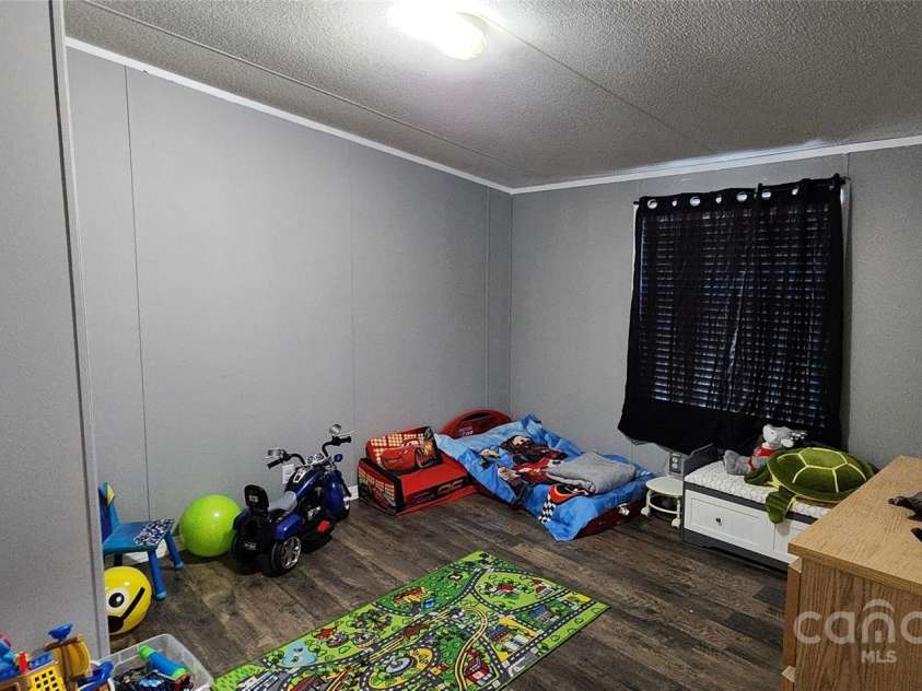 4688 Taxahaw Road, Lancaster, SC 29720.  MLS# CAR4273135, YatesRealty ID 21974. BR 3