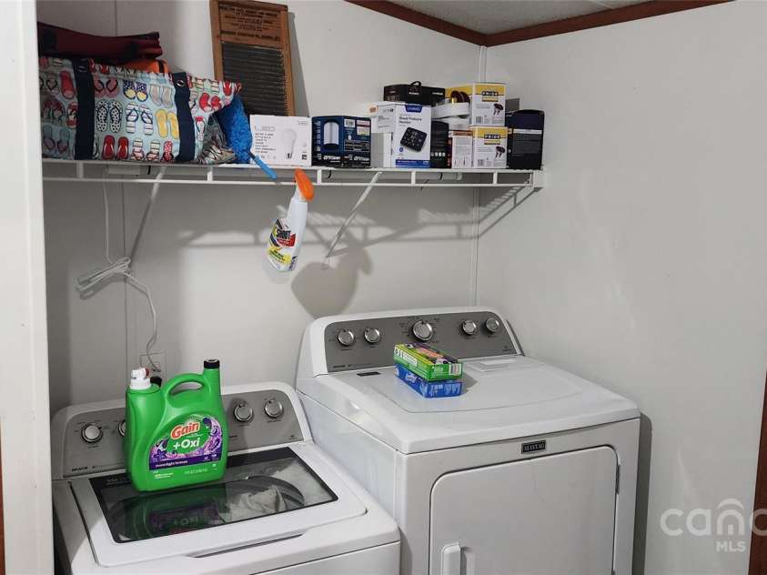 4688 Taxahaw Road, Lancaster, SC 29720.  MLS# CAR4273135, YatesRealty ID 21974. Laundry Room