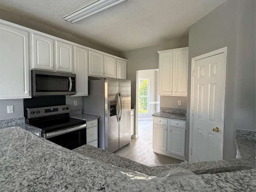 2319 Wexford Way, Statesville, NC 28625.  MLS# CAR4374351, YatesRealty ID 21976. 