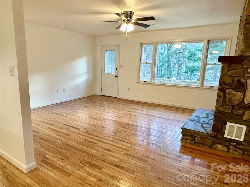5381 State HWY 197 S Highway, Burnsville, NC 28714.  MLS# CAR4248281, YatesRealty ID 21977. 