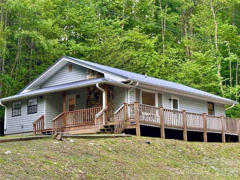 5381 State HWY 197 S Highway, Burnsville, NC 28714.  MLS# CAR4248281, YatesRealty ID 21977. 