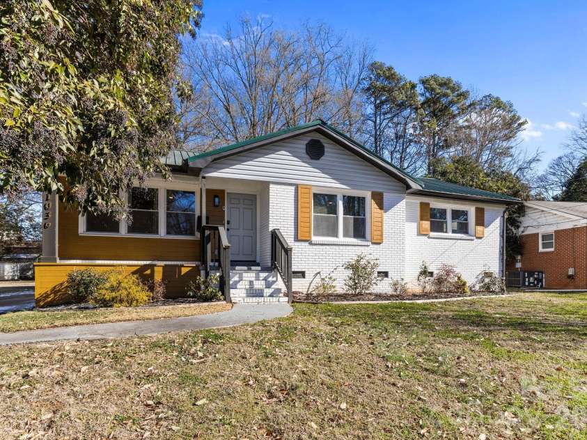 1036 Cutler Place, Charlotte, NC 28205.  MLS# CAR4374773, YatesRealty ID 21978. 