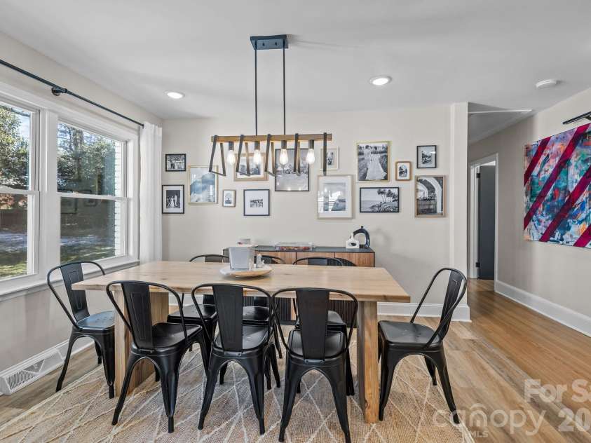 1036 Cutler Place, Charlotte, NC 28205.  MLS# CAR4374773, YatesRealty ID 21978. 