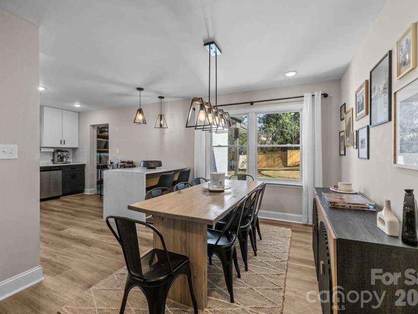 1036 Cutler Place, Charlotte, NC 28205.  MLS# CAR4374773, YatesRealty ID 21978. 