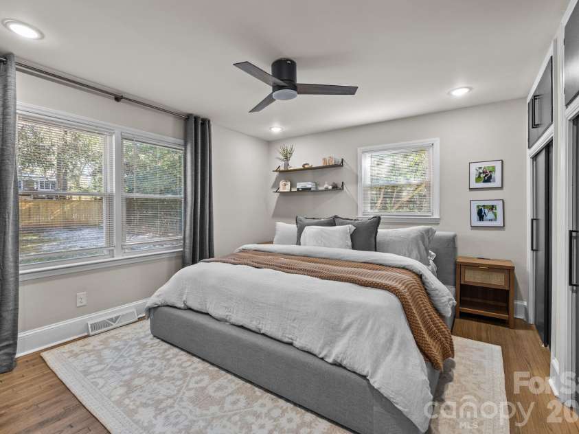 1036 Cutler Place, Charlotte, NC 28205.  MLS# CAR4374773, YatesRealty ID 21978. 