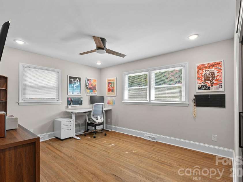 1036 Cutler Place, Charlotte, NC 28205.  MLS# CAR4407872, YatesRealty ID 21978. 3rd Bedroom