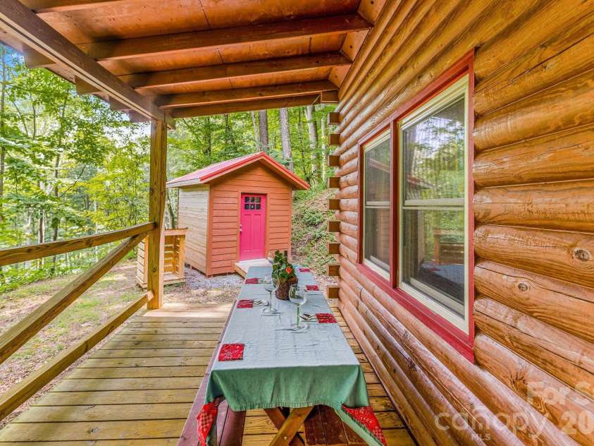 51 Spruce Street, Maggie Valley, NC 28751.  MLS# CAR4378166, YatesRealty ID 21979. 