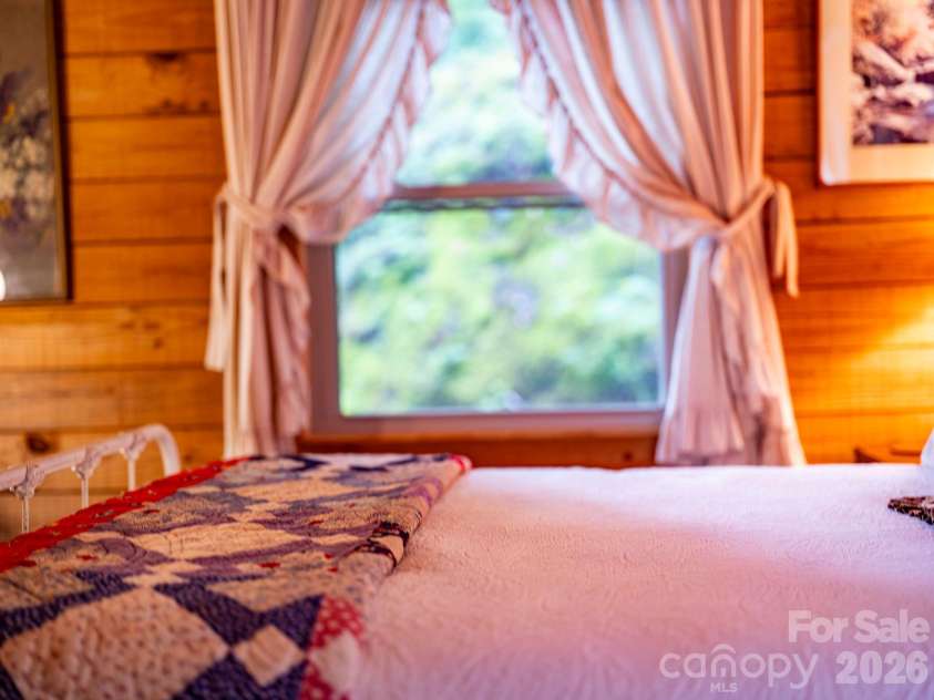 51 Spruce Street, Maggie Valley, NC 28751.  MLS# CAR4378166, YatesRealty ID 21979. 