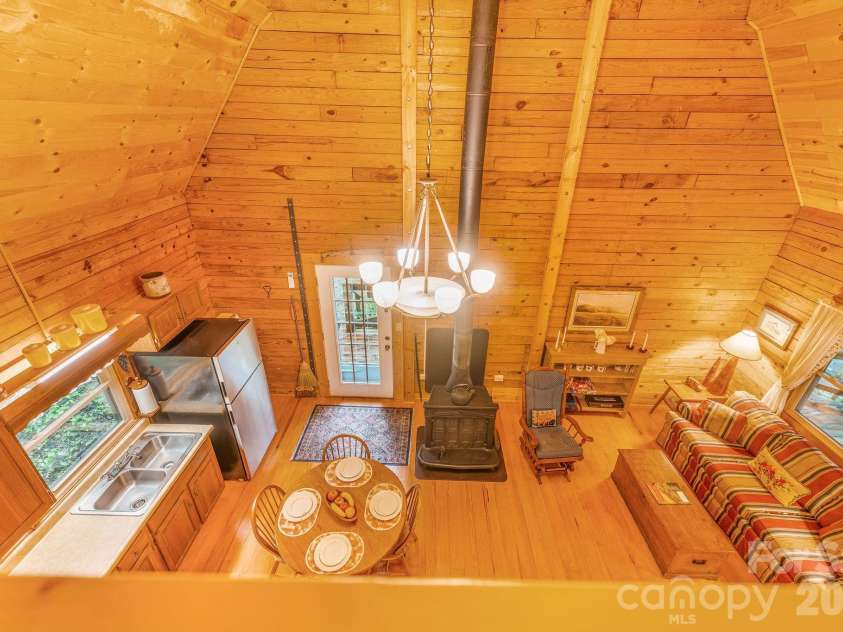 51 Spruce Street, Maggie Valley, NC 28751.  MLS# CAR4378166, YatesRealty ID 21979. 