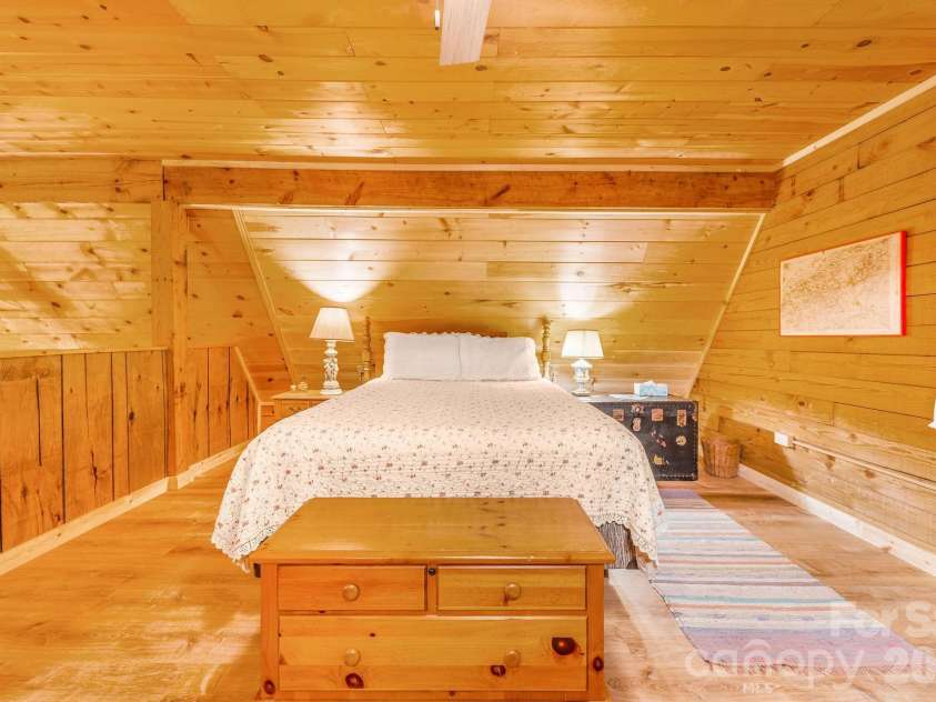 51 Spruce Street, Maggie Valley, NC 28751.  MLS# CAR4378166, YatesRealty ID 21979. 