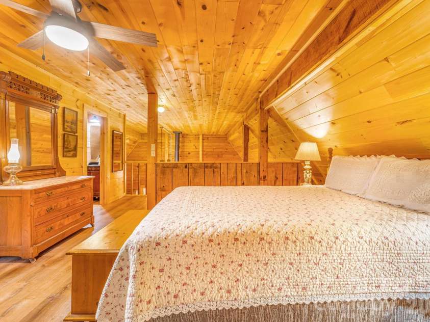 51 Spruce Street, Maggie Valley, NC 28751.  MLS# CAR4378166, YatesRealty ID 21979. 