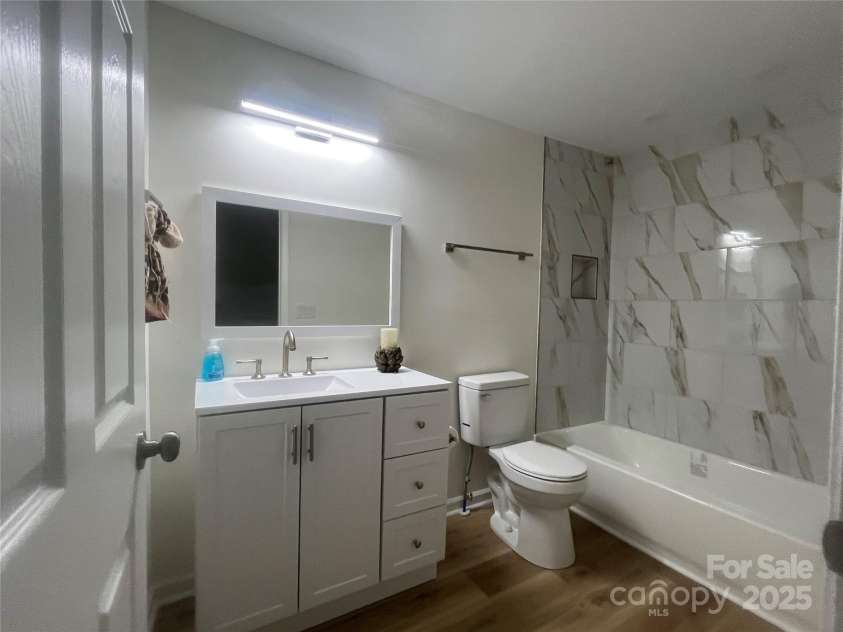 39 White Street, Chester, SC 29706.  MLS# CAR4268079, YatesRealty ID 2198. 