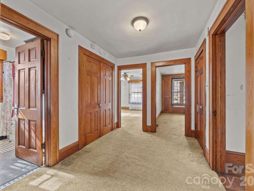 911 Long ES Street, Salisbury, NC 28144.  MLS# CAR4350433, YatesRealty ID 2198. 