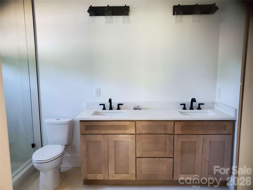4308 Anderson Mountain Road, Maiden, NC 28650.  MLS# CAR4378425, YatesRealty ID 21982. 