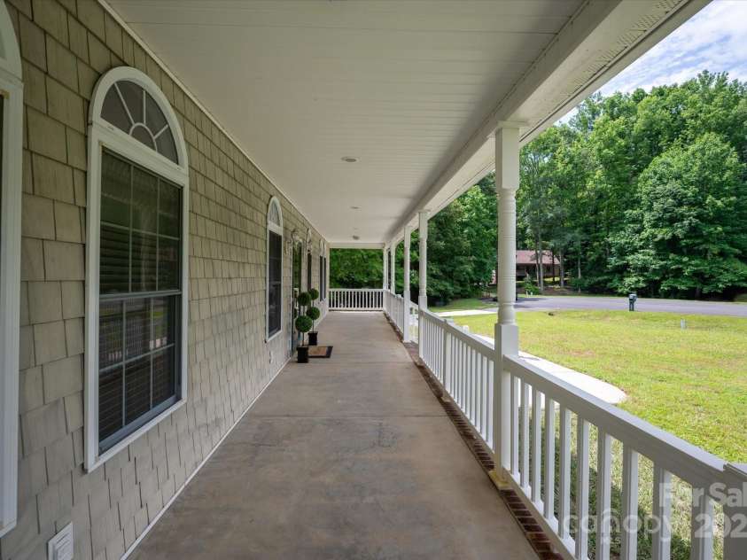 441 Vermilion Drive, York, SC 29745.  MLS# CAR4268619, YatesRealty ID 21983. 