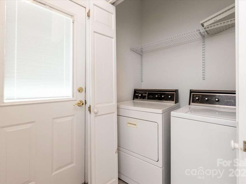 441 Vermilion Drive, York, SC 29745.  MLS# CAR4268619, YatesRealty ID 21983. 