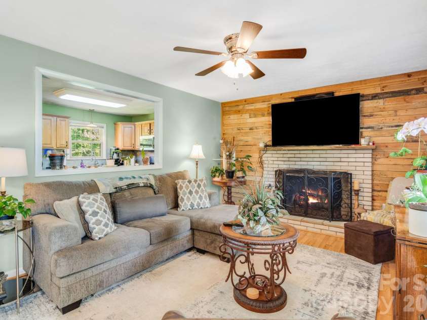 458 Beach Drive, Hendersonville, NC 28792.  MLS# CAR4379104, YatesRealty ID 21984. 