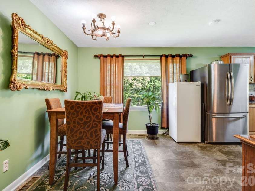 458 Beach Drive, Hendersonville, NC 28792.  MLS# CAR4379104, YatesRealty ID 21984. 