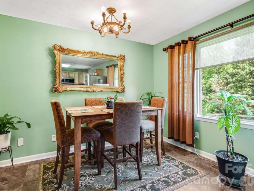 458 Beach Drive, Hendersonville, NC 28792.  MLS# CAR4379104, YatesRealty ID 21984. 