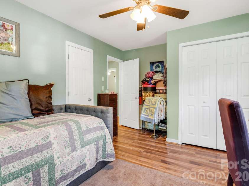 458 Beach Drive, Hendersonville, NC 28792.  MLS# CAR4379104, YatesRealty ID 21984. 