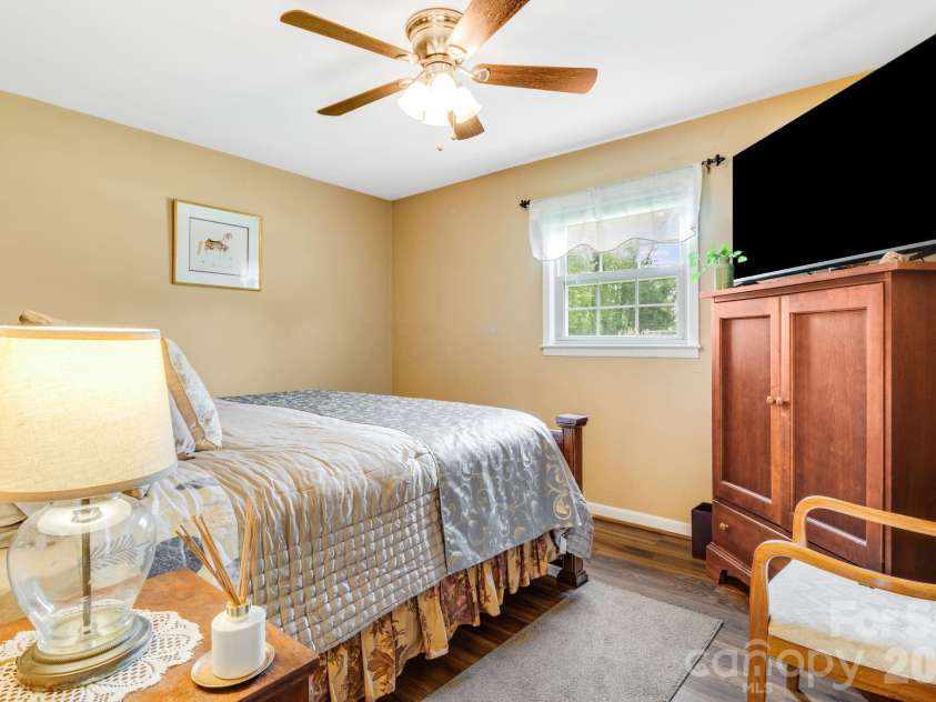 458 Beach Drive, Hendersonville, NC 28792.  MLS# CAR4379104, YatesRealty ID 21984. 