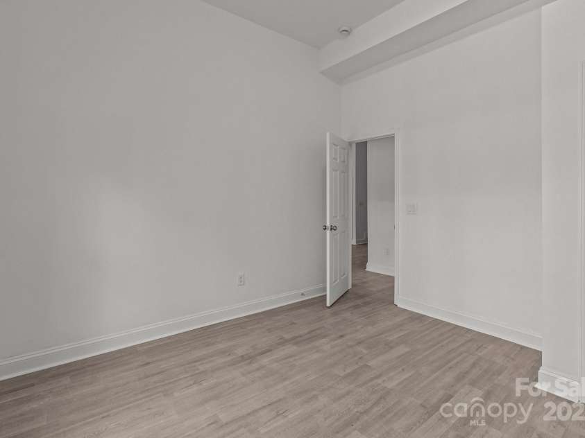 869 Kathryn Drive, Concord, NC 28025.  MLS# CAR4243081, YatesRealty ID 21985. 