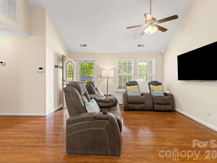 5821 Rowan Way, Charlotte, NC 28214.  MLS# CAR4380233, YatesRealty ID 21987. Open Family Room
