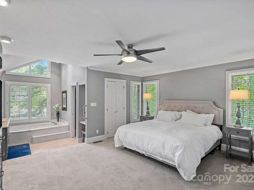 5915 Mamolake Road, Charlotte, NC 28270.  MLS# CAR4252999, YatesRealty ID 21987. 
