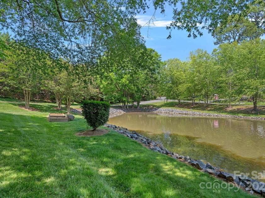 5915 Mamolake Road, Charlotte, NC 28270.  MLS# CAR4252999, YatesRealty ID 21987. 