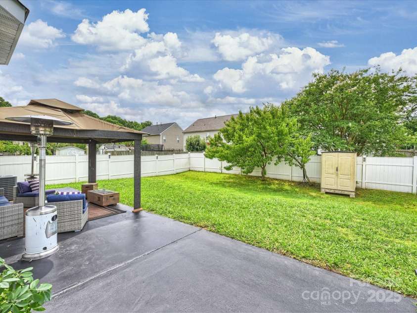 11332 Anna Rose Road, Charlotte, NC 28273.  MLS# CAR4269537, YatesRealty ID 21988. Rear Patio