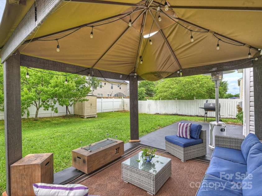 11332 Anna Rose Road, Charlotte, NC 28273.  MLS# CAR4269537, YatesRealty ID 21988. Rear Patio