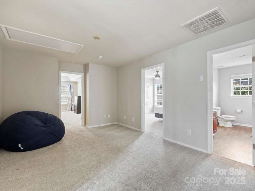 11332 Anna Rose Road, Charlotte, NC 28273.  MLS# CAR4269537, YatesRealty ID 21988. Upper Loft