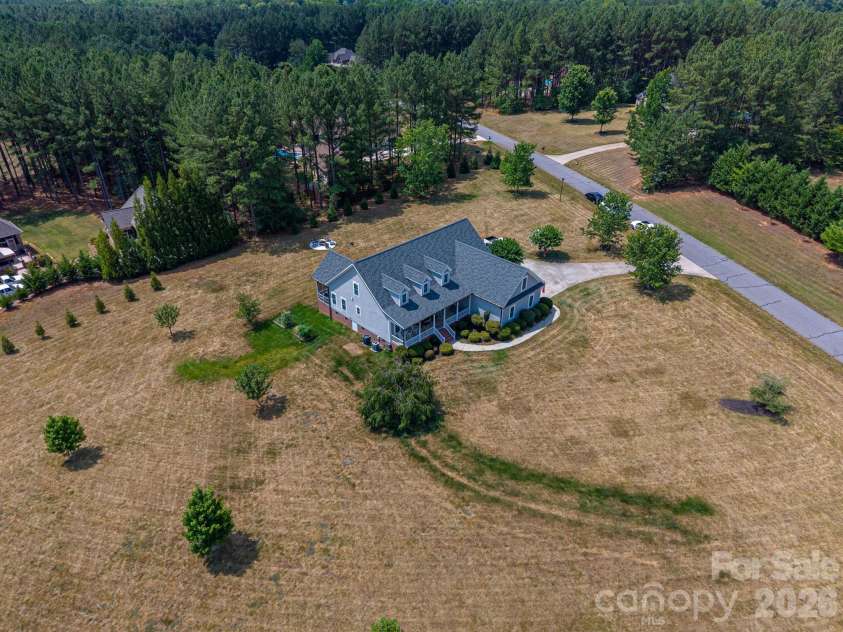 3020 Ridge Court, Lincolnton, NC 28092.  MLS# CAR4398581, YatesRealty ID 21989. 