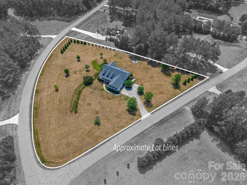 3020 Ridge Court, Lincolnton, NC 28092.  MLS# CAR4398581, YatesRealty ID 21989. 
