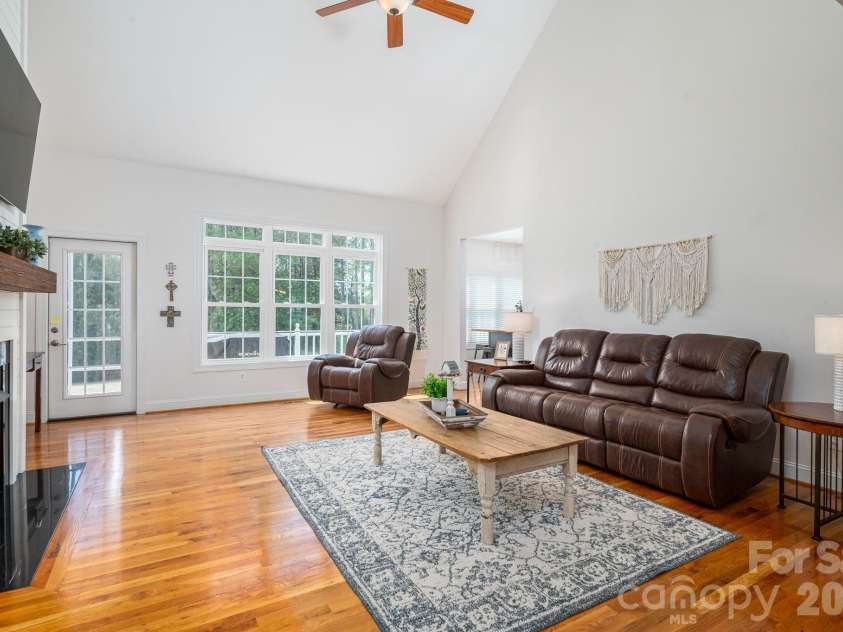 3020 Ridge Court, Lincolnton, NC 28092.  MLS# CAR4398581, YatesRealty ID 21989. 