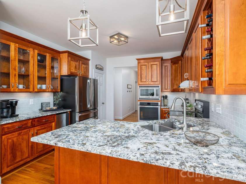 3020 Ridge Court, Lincolnton, NC 28092.  MLS# CAR4398581, YatesRealty ID 21989. 