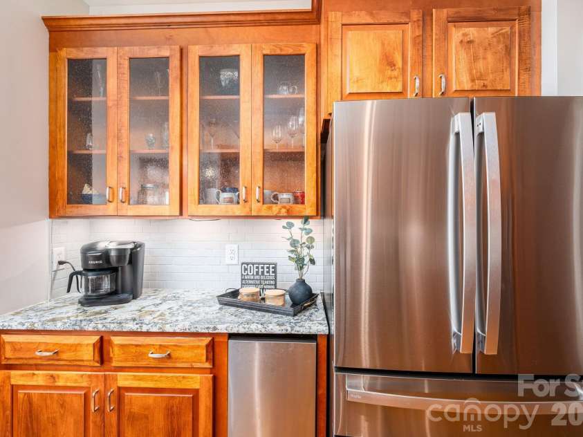 3020 Ridge Court, Lincolnton, NC 28092.  MLS# CAR4398581, YatesRealty ID 21989. 