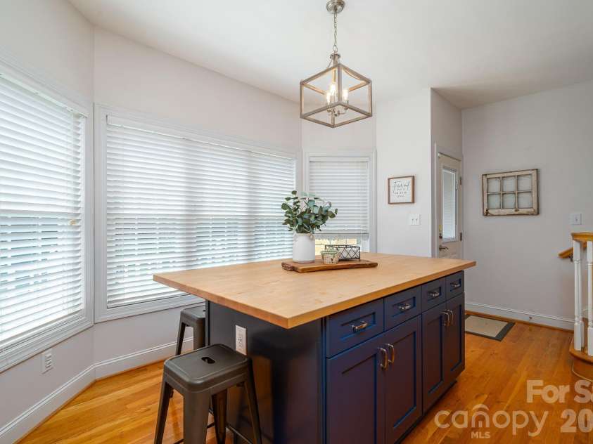 3020 Ridge Court, Lincolnton, NC 28092.  MLS# CAR4398581, YatesRealty ID 21989. 