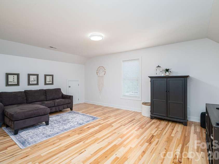 3020 Ridge Court, Lincolnton, NC 28092.  MLS# CAR4398581, YatesRealty ID 21989. 