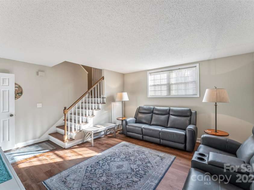 75 Laurelwood Drive, Marion, NC 28752.  MLS# CAR4323114, YatesRealty ID 21989. 