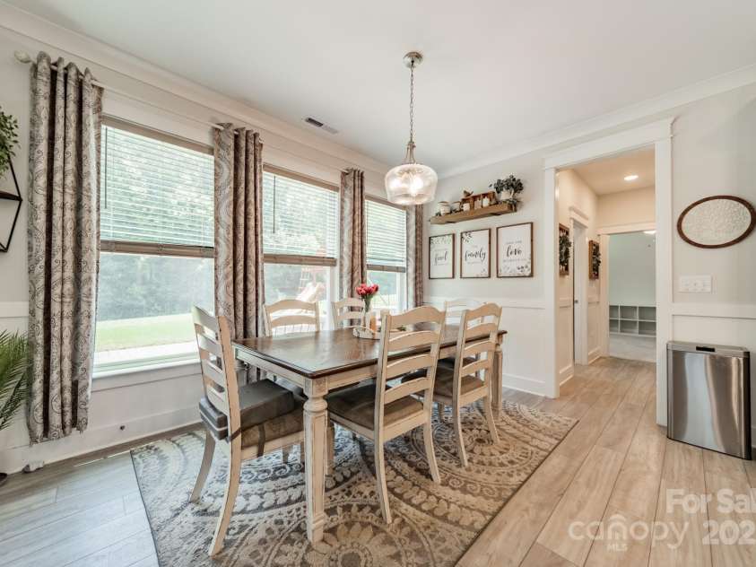 849 Yucatan Drive, Waxhaw, NC 28173.  MLS# CAR4281453, YatesRealty ID 2199. Dining Area