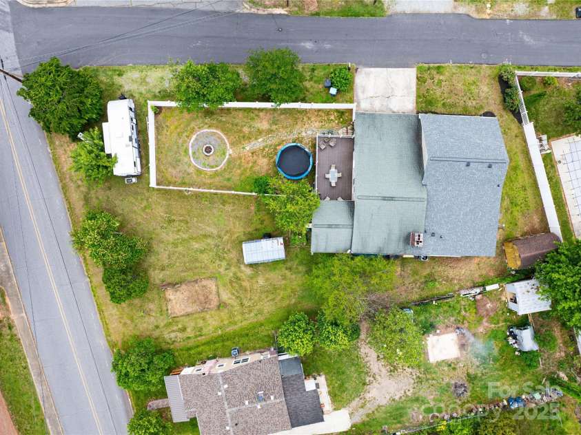 804 Rostan Street, Valdese, NC 28690.  MLS# CAR4253954, YatesRealty ID 21990. 