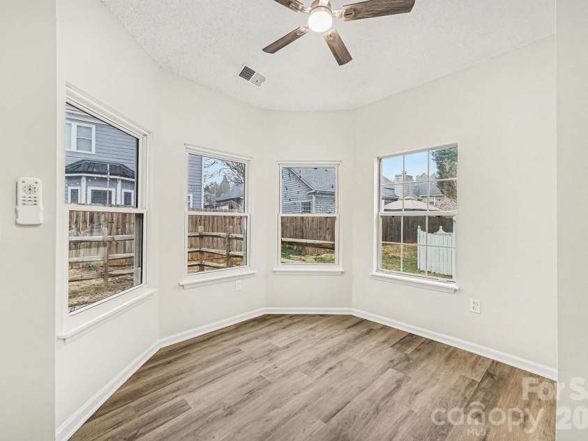 150 Ashford Hollow Lane, Mooresville, NC 28117.  MLS# CAR4336198, YatesRealty ID 21991. 